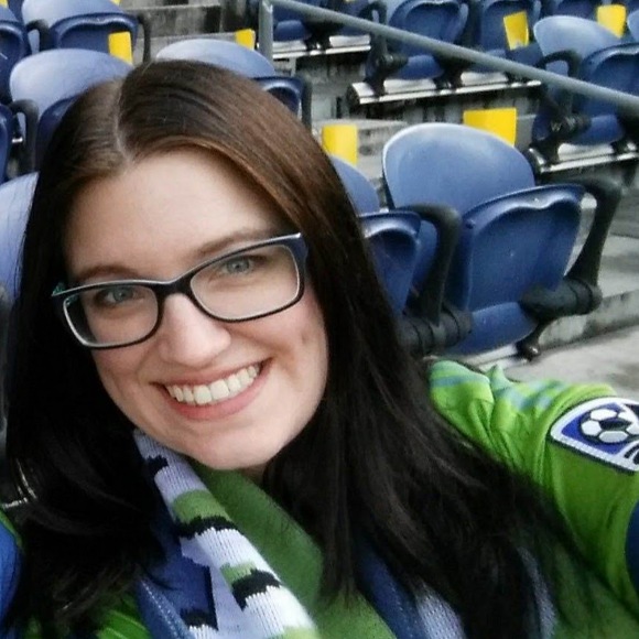 Meet your Posher, Heidi - Picture 1 of 1